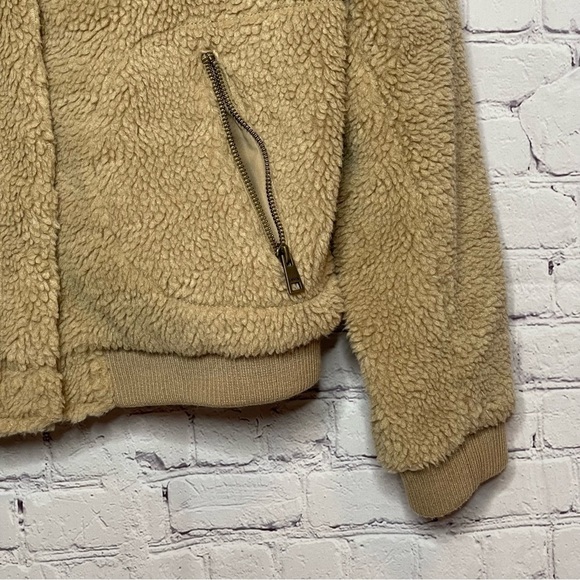 Levi’s Sherpa Fleece Teddy Jacket size Large - Picture 4 of 16
